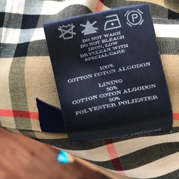 Red Burberry Hooded Jacket, iconic plaid lined, pockets, Vintage, EUC, size 12 - Picture 15 of 16